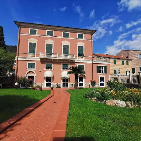 Albergo Madri Pie Noli Exterior foto