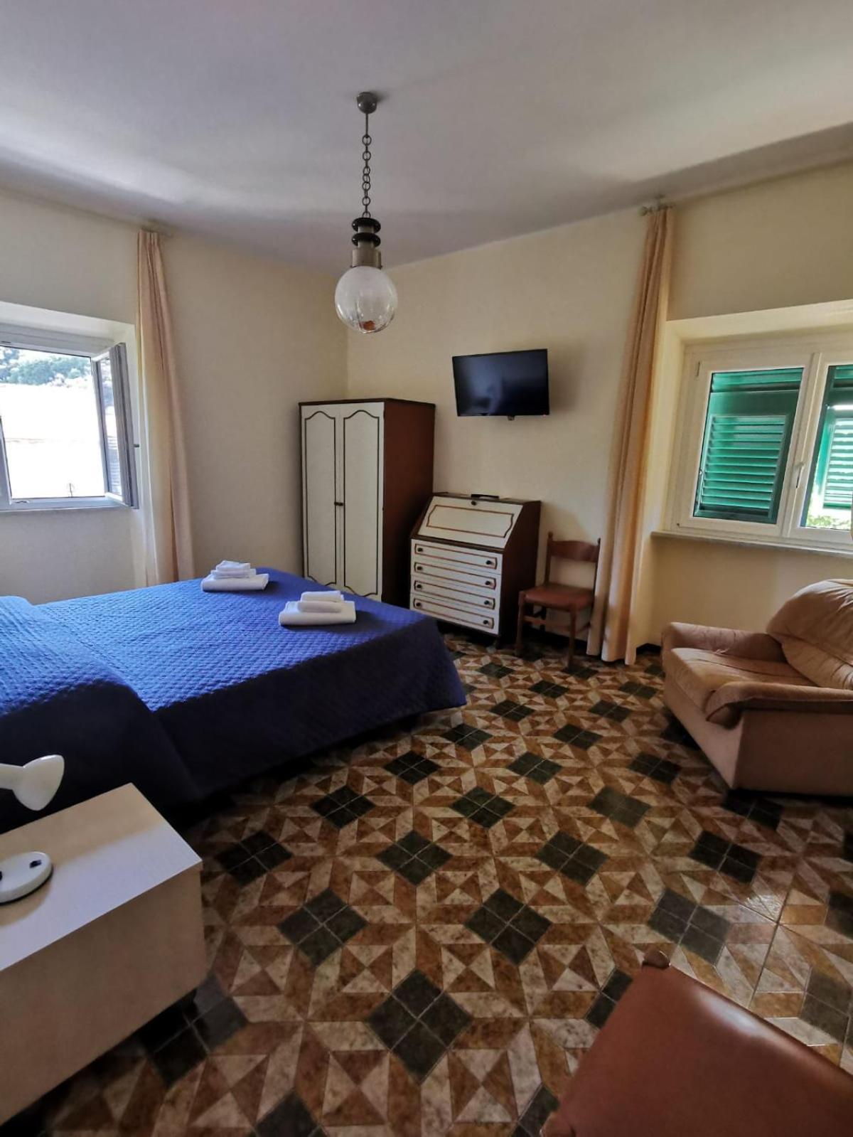 Albergo Madri Pie Noli Exterior foto